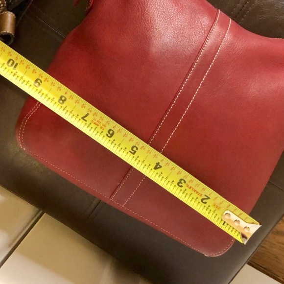 COACH Legacy Red Leather Feeder Bucket Adjustable Crossbody Shoulder Bag Vintage - Picture 8 of 11